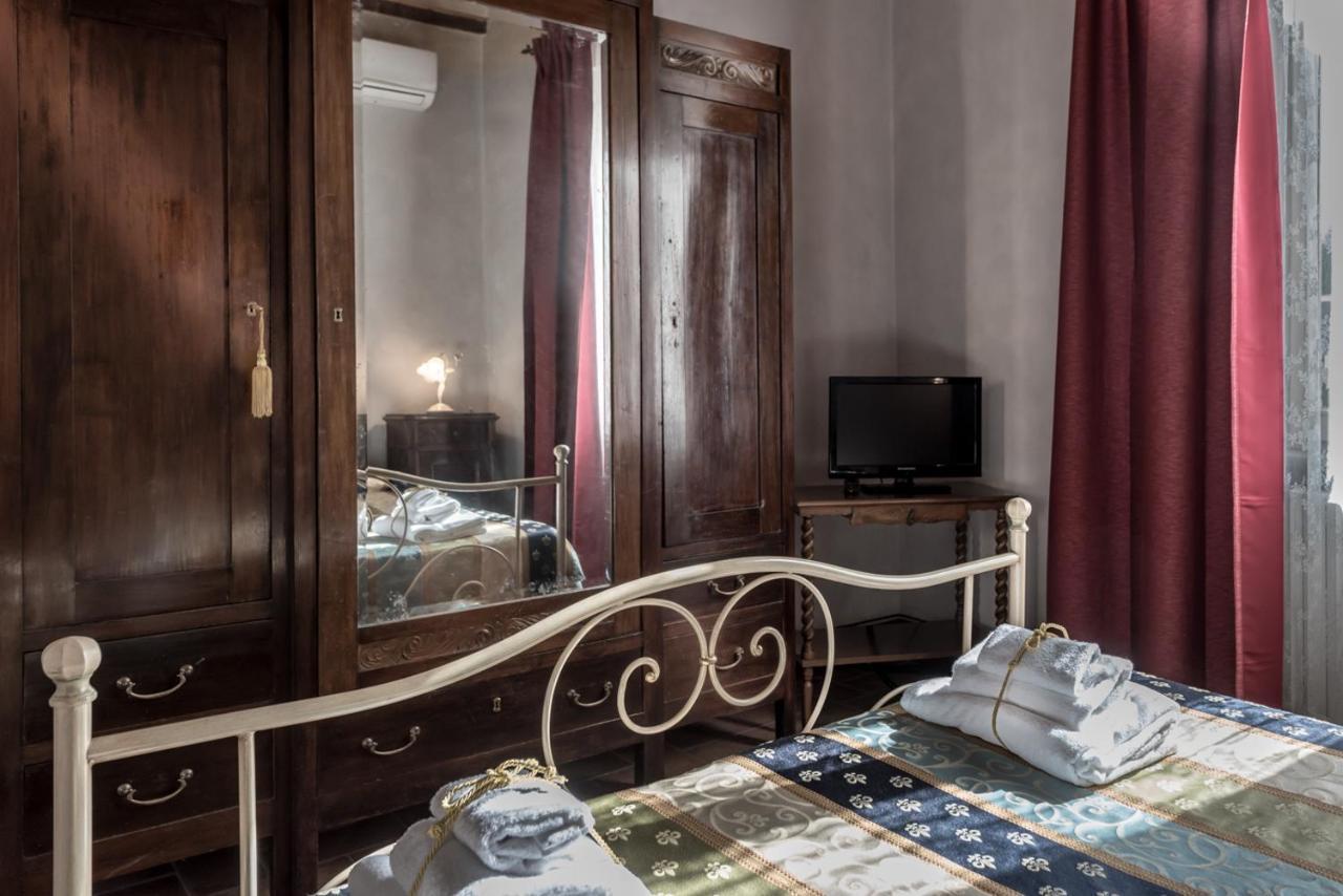 Residence Le Gagli Arde Arezzo Bagian luar foto
