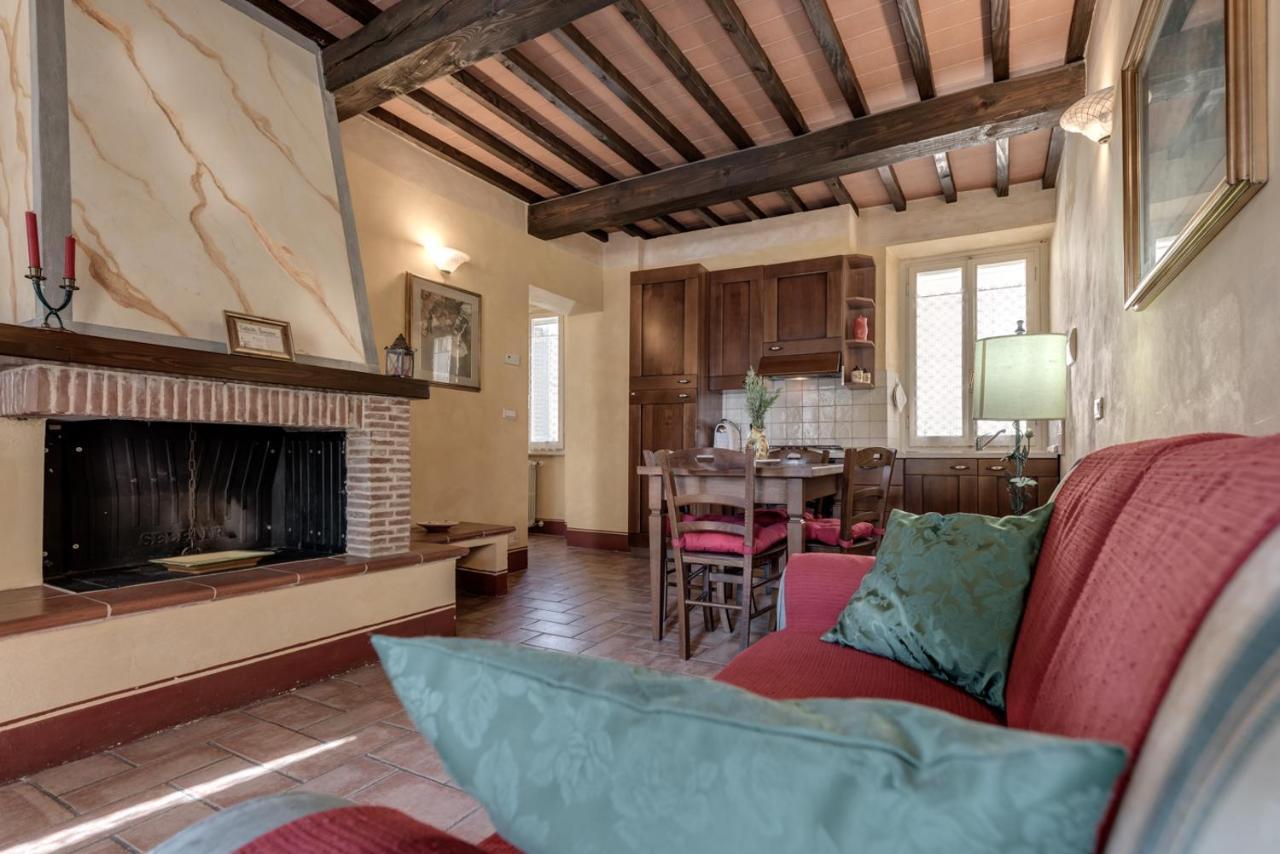 Residence Le Gagli Arde Arezzo Bagian luar foto