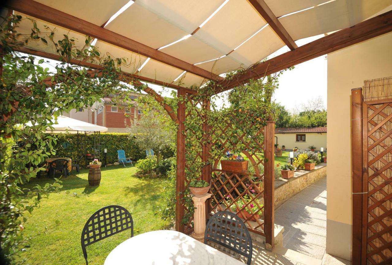 Residence Le Gagli Arde Arezzo Bagian luar foto