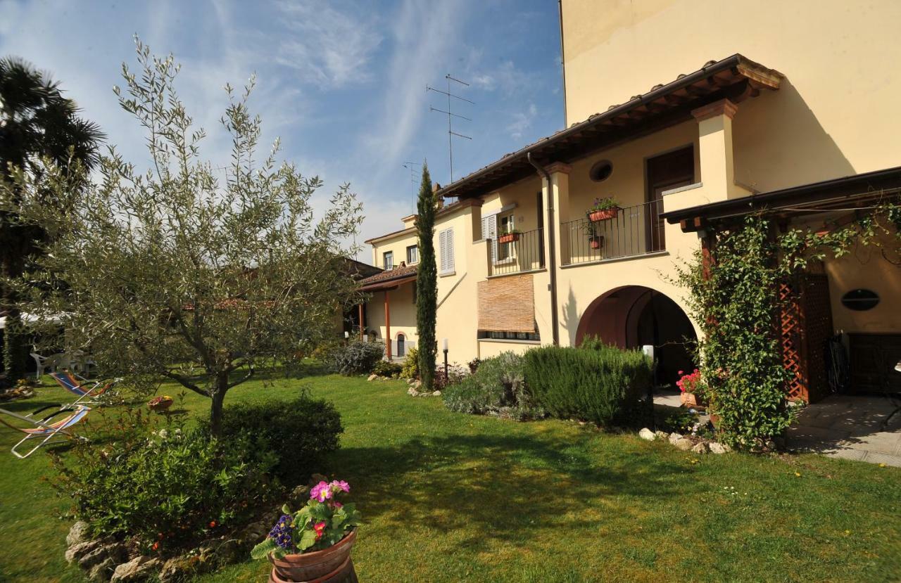 Residence Le Gagli Arde Arezzo Bagian luar foto