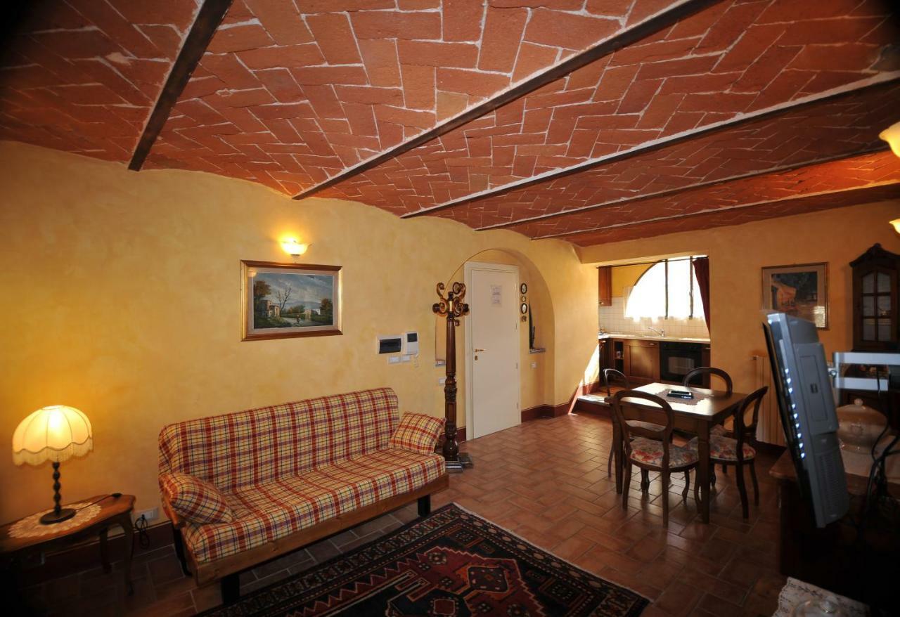Residence Le Gagli Arde Arezzo Bagian luar foto