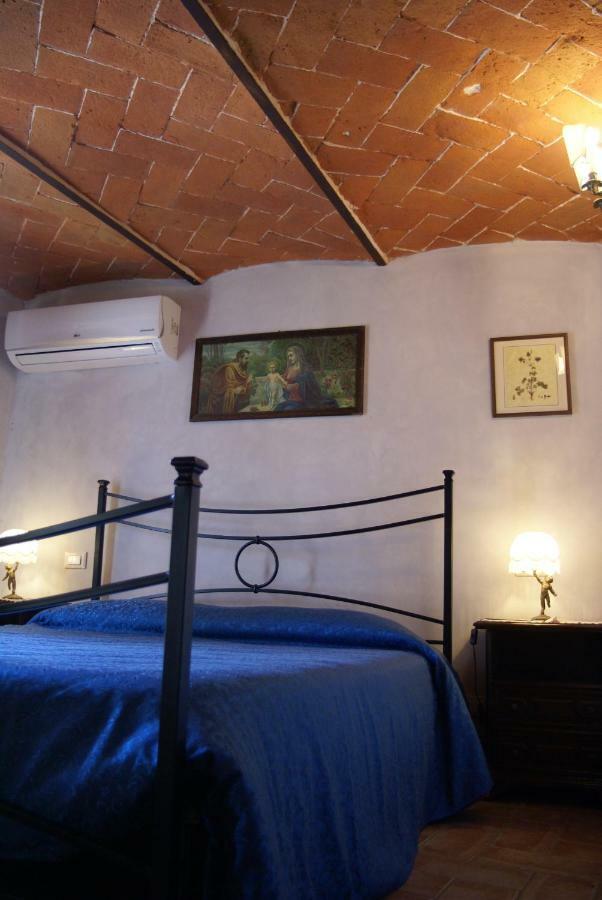 Residence Le Gagli Arde Arezzo Bagian luar foto