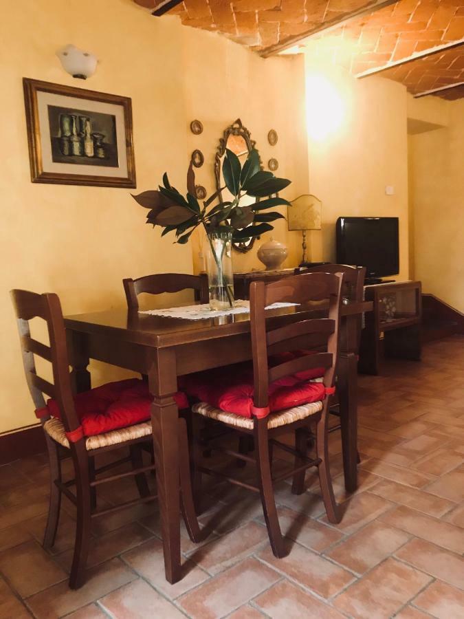 Residence Le Gagli Arde Arezzo Bagian luar foto