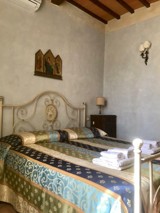 Residence Le Gagli Arde Arezzo Bagian luar foto