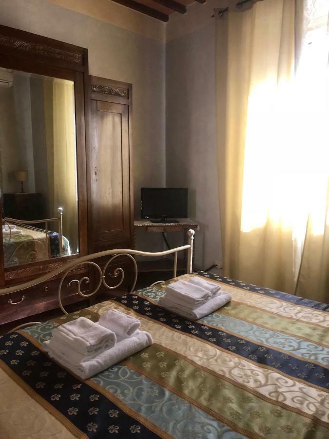 Residence Le Gagli Arde Arezzo Bagian luar foto