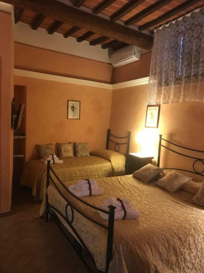 Residence Le Gagli Arde Arezzo Bagian luar foto